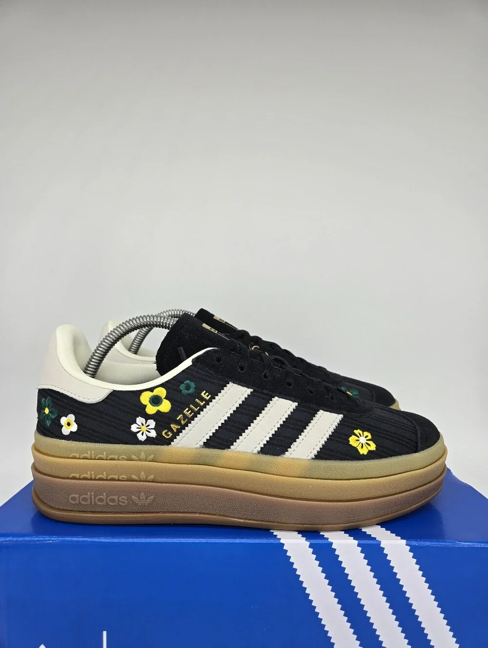 adidas Liberty London Gazelle Bold IH1922 Black Floral Women's Shoes Size 9 - Picture 3 of 8